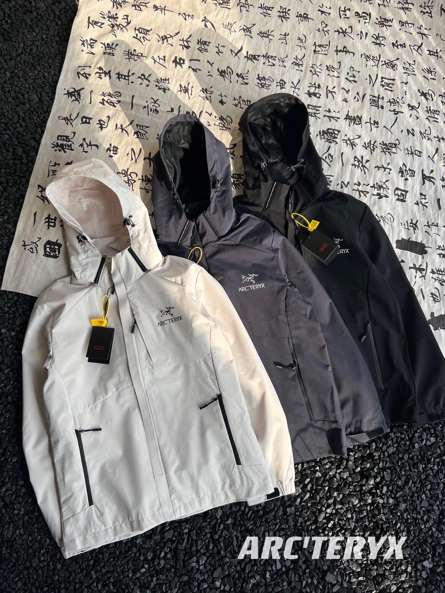 Arcteryx Kleidung Mäntel & Jacken Beige Schwarz Grau Weiß Herbstsammlung Oberteil mit Kapuze