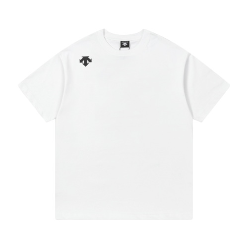 Descente Camiseta de Manga Corta con Logo Estampado para Hombre y Mujer 15 Descente Camiseta de Manga Corta con Logo Estampado para Hombre y Mujer