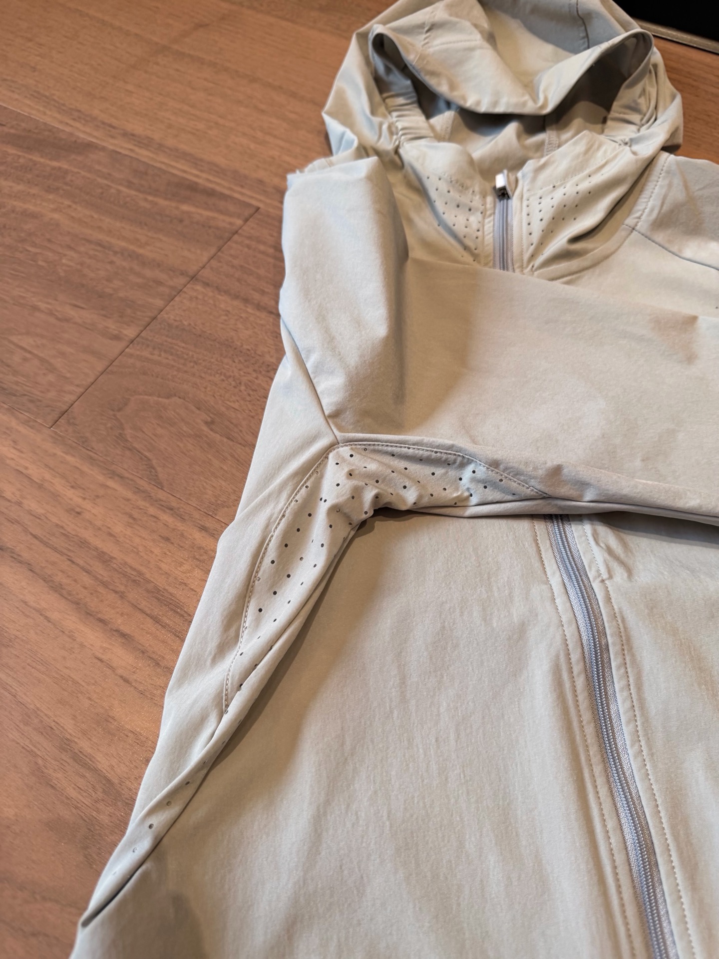 Venta 89.9@ una pieza 120-170. 🙏 Sensación de frescura máxima: la tela es una mezcla de nailon y spandex de alta propo…