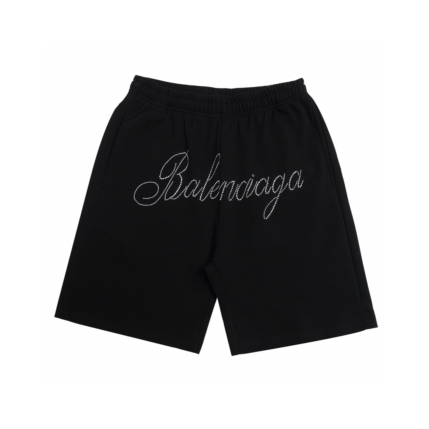 120💰
BALENCIAGA巴黎世家2025ss烫钻字母休闲情侣宽松纯棉毛圈短裤 
👑最高版本！定制400克毛圈卫衣面料！特殊走线工艺 完全对版
辅料：开模原版过鉴定领标➕100%真丝洗水标。正品代购级原版吊牌➕配套吊绳➕3D吊粒➕原版包装袋
工艺：原版一致走线！袖窿对版手法 最高版本！无数次的打版 百分百还原正品品相！
正确版本 男女同款 超级显眼 超级好看 超级大气！
颜色：白色 黑色
尺码：S-XL（见图9）