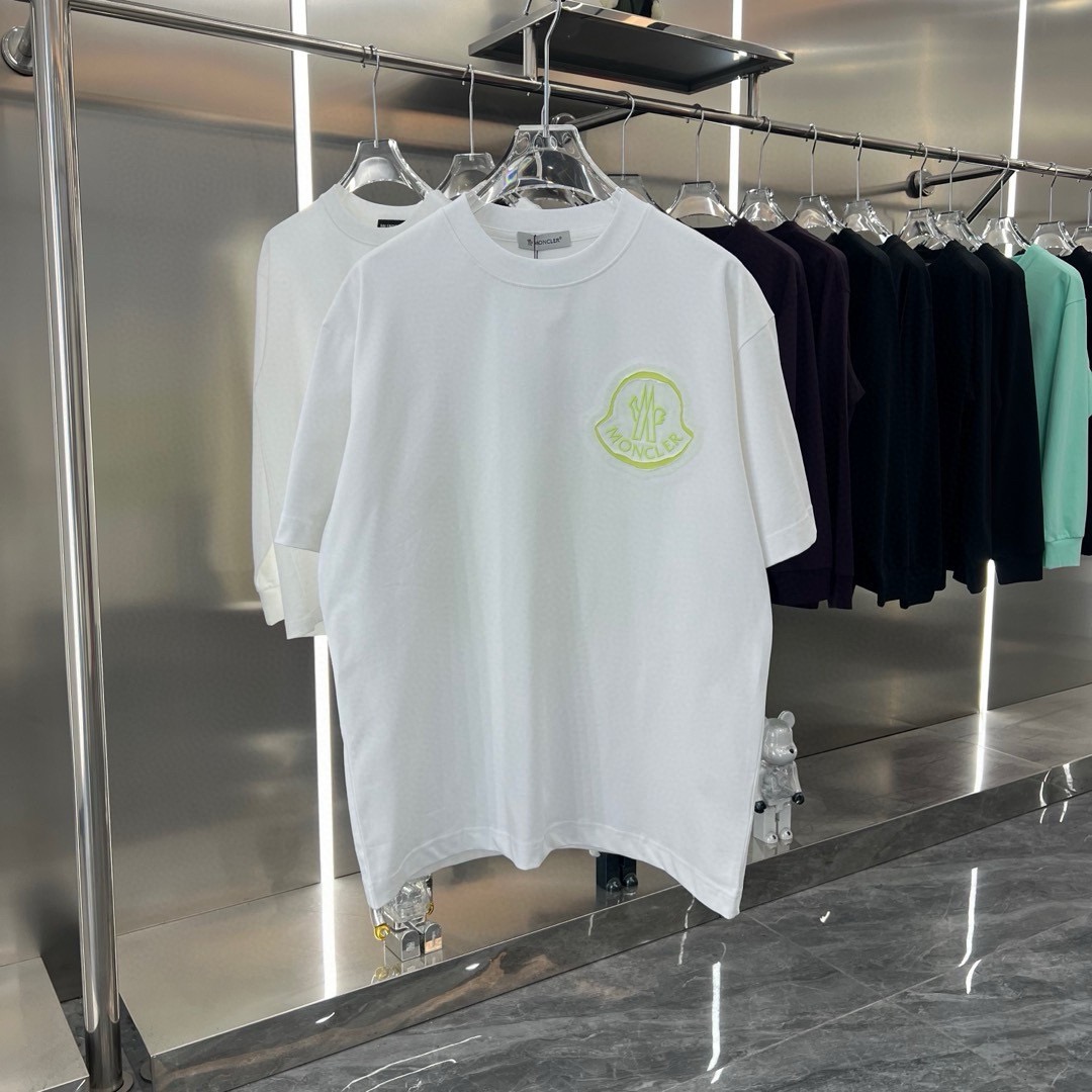 Moncler T-Shirt 02716