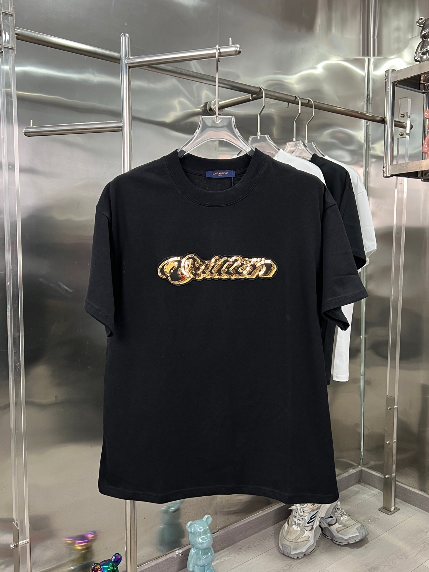 Alternative view of Louis Vuitton T-Shirt 04063