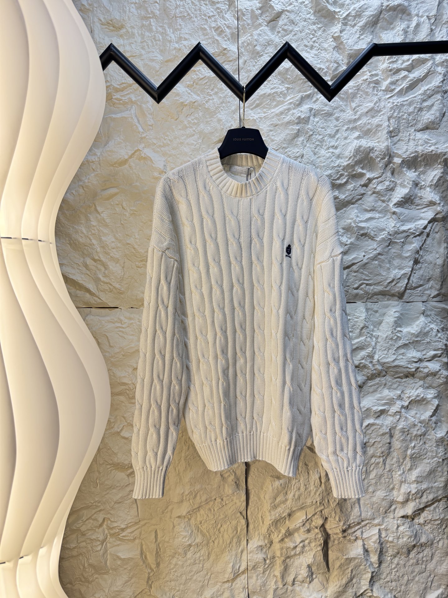 PRADA 26SS Logo ● 15700 ●40 ● ( )5 ● ● ● 1 ● ● 46 48 50 52 ● Maglione
