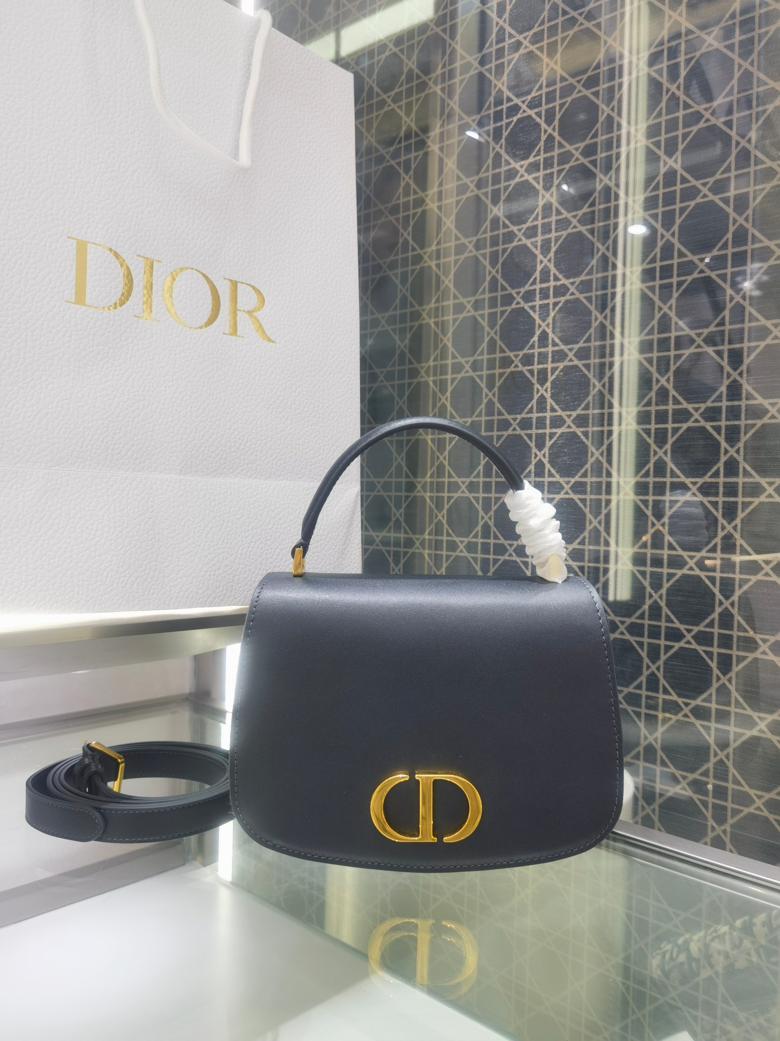 Dior 30 Montaigne Avenue 中號 布配皮 手提包