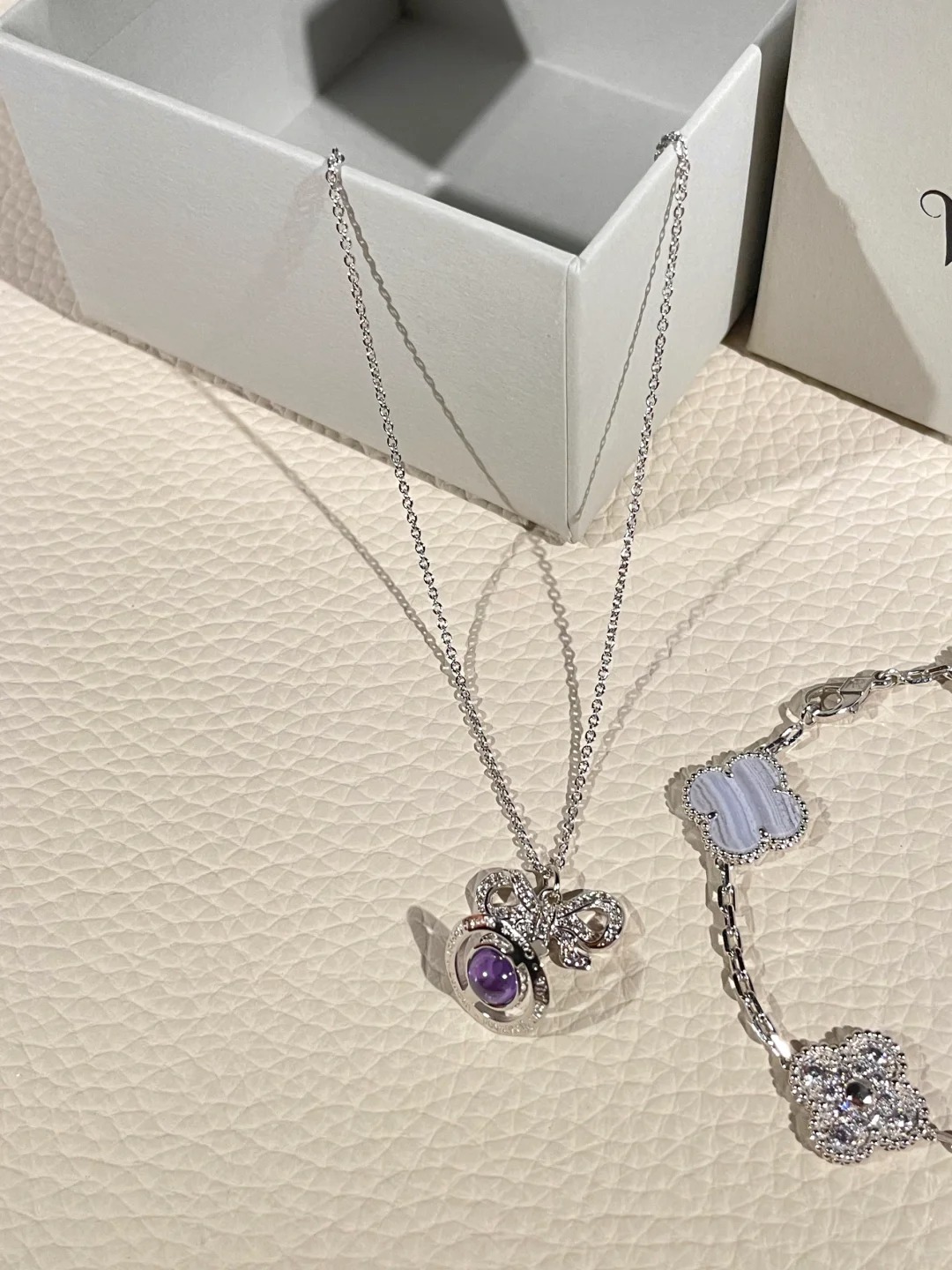 Van Cleef & Arpels VCA紫玉髓五花手链 西太后土星蝴蝶结项链