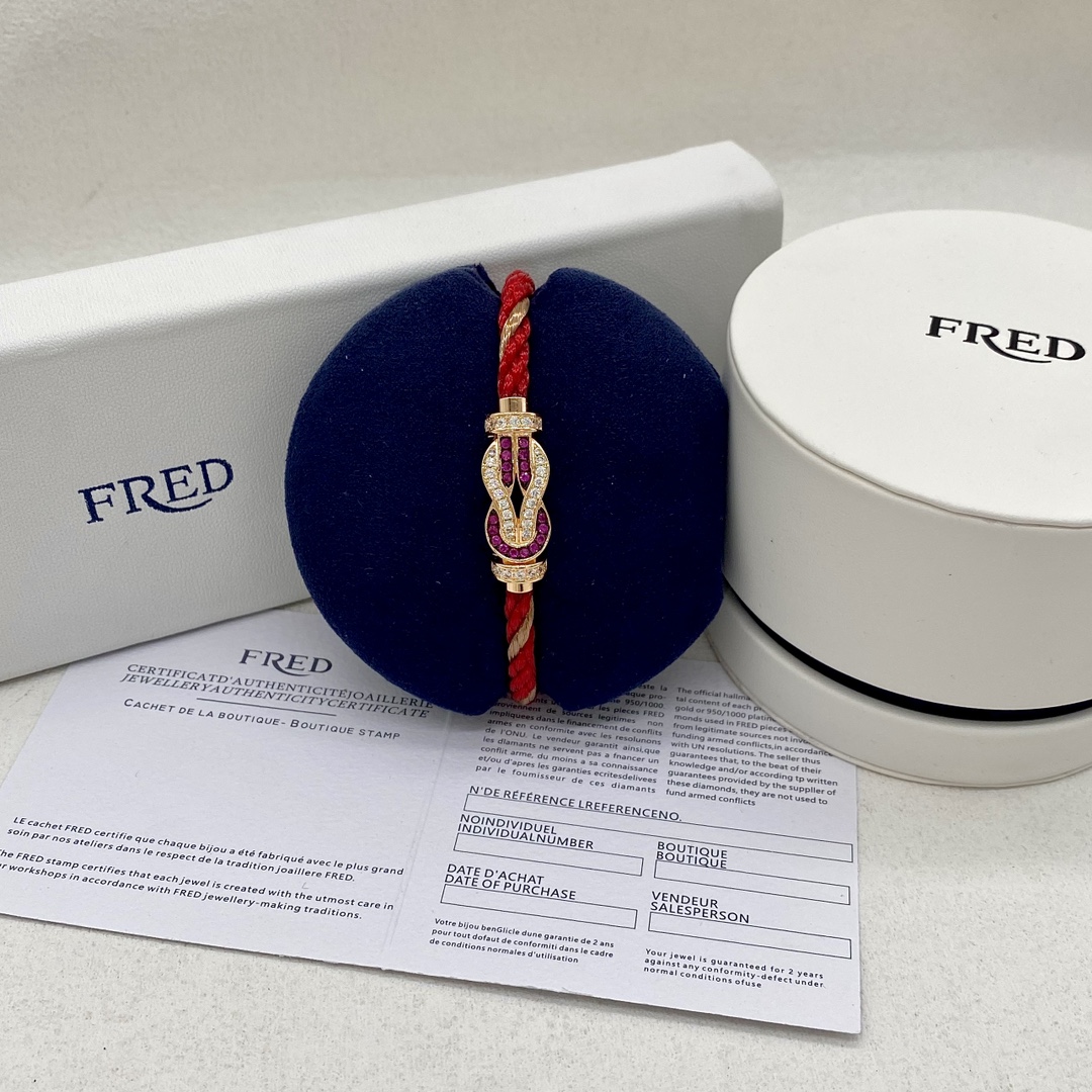 NO:380078,Rose gold and red chain rope soft style and personality attitude intertwined~, jewelry quality19860909玫瑰金红色链绳柔美风格与个性态度交织～,饰品精品,Jewelry