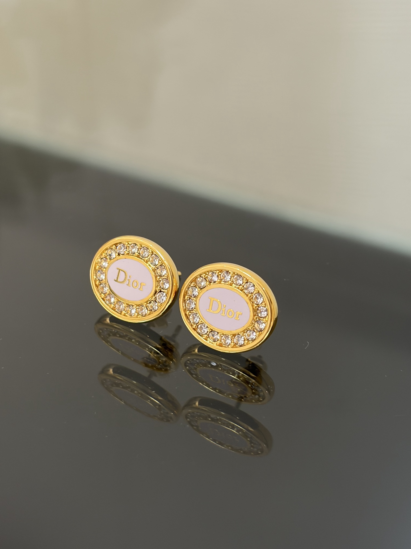 디올 26SS 귀걸이 133541 Dior Earrings 썸네일 이미지