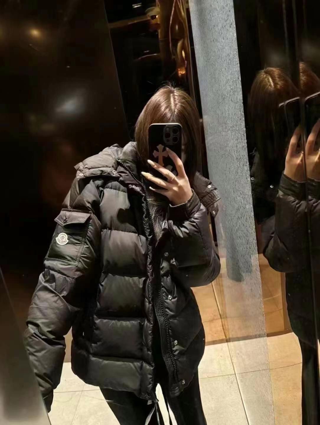 Moncler Black Padded Down Jacket Matte Finish Warm Winter Quilted Coat 8 i1734189804 5648 1