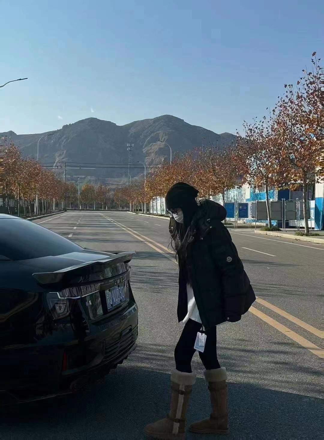 Moncler Black Padded Down Jacket Matte Finish Warm Winter Quilted Coat 3 i1734189804 5838 5