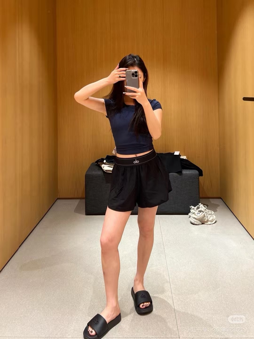 Alo Yoga High-Waist Alosoft Flowy Short - Breathable & Quick-Drying 2 i1746713855655 5698 0 1