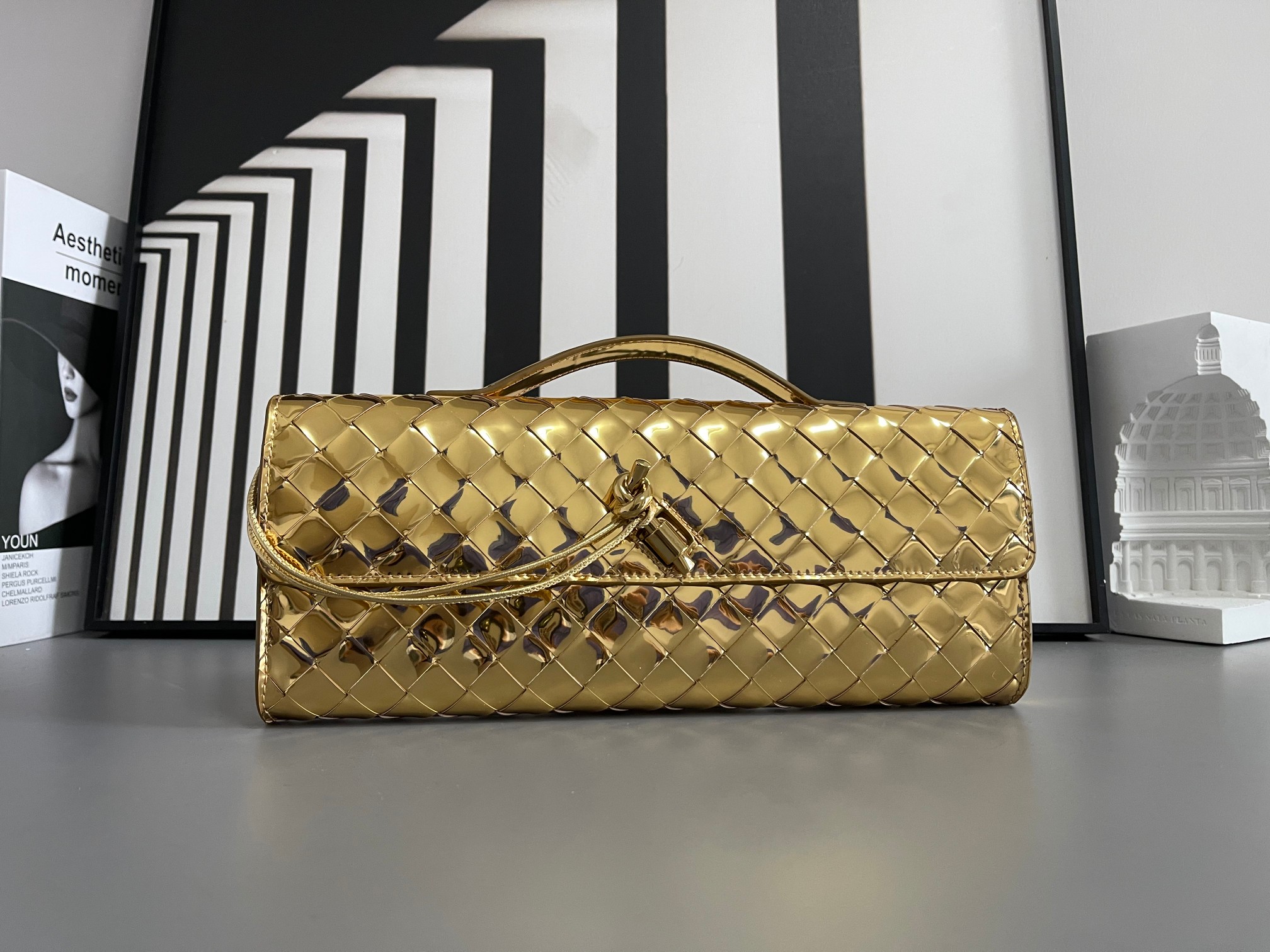 Bottega Veneta #Bv Clutch 长款手拿包 741511 配有提手