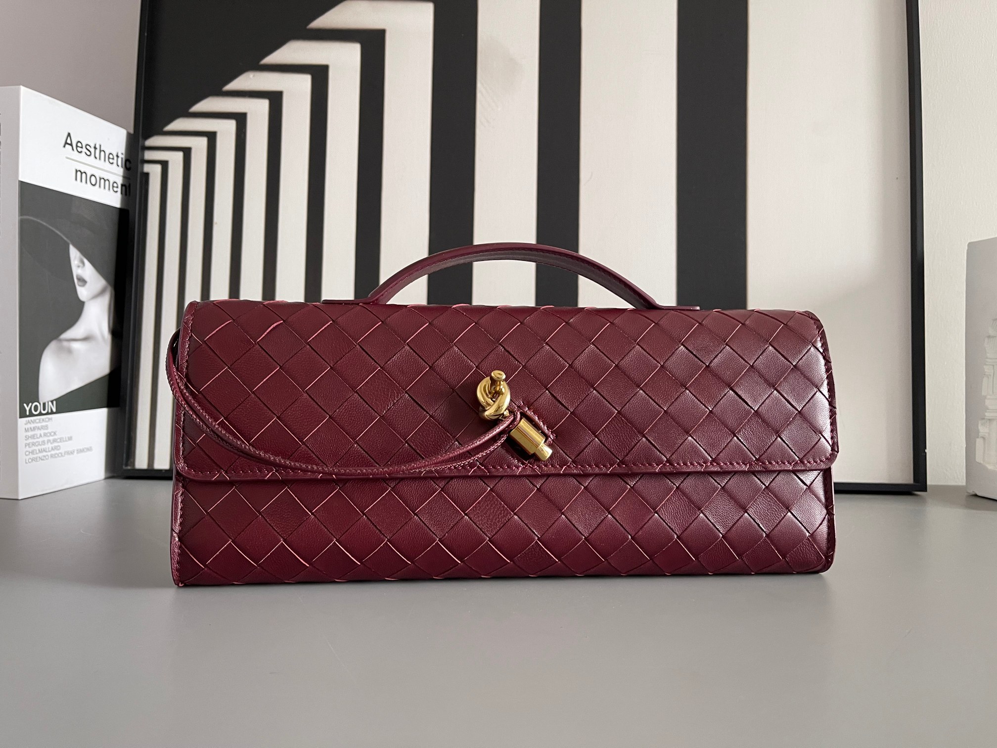 Bottega Veneta #Bv Clutch 长款手拿包 741511 配有提手