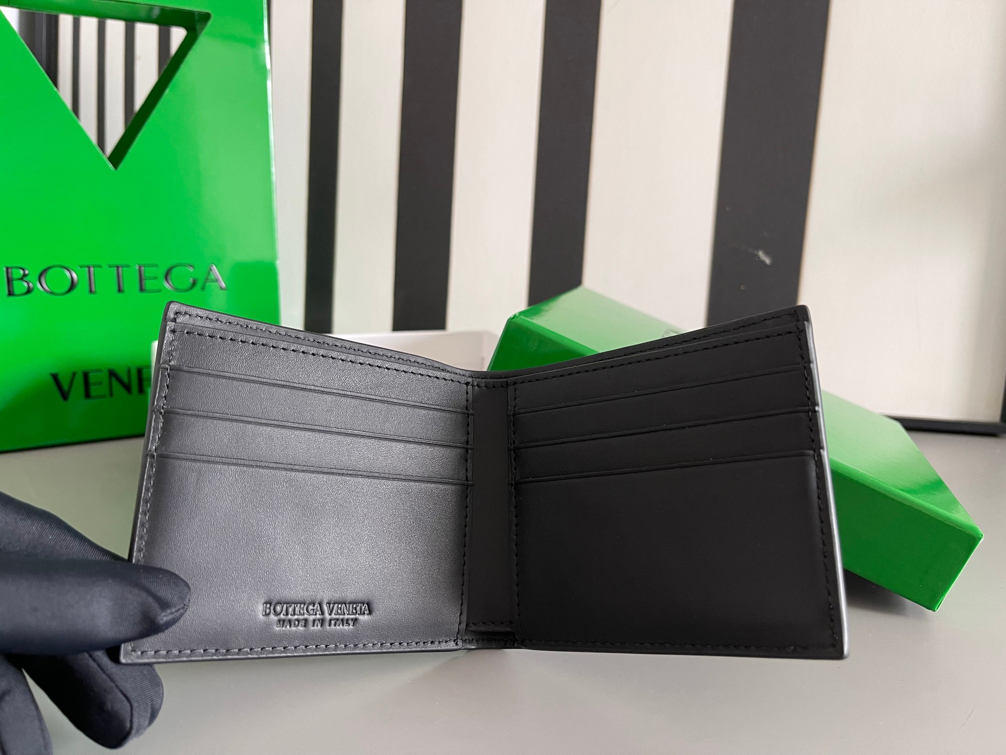 Bottega Veneta BV钱包649603 大编织短夹