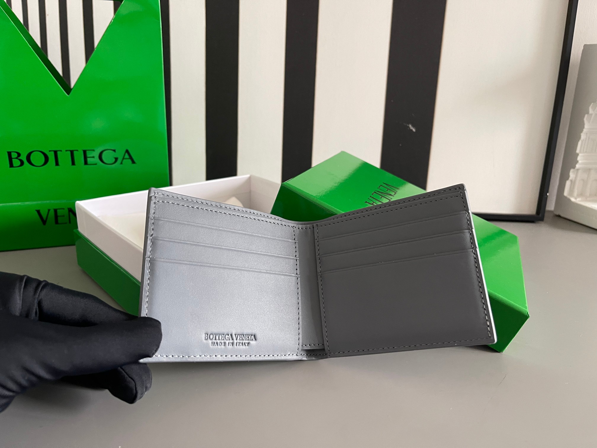 Bottega Veneta BV钱包649603 大编织短夹