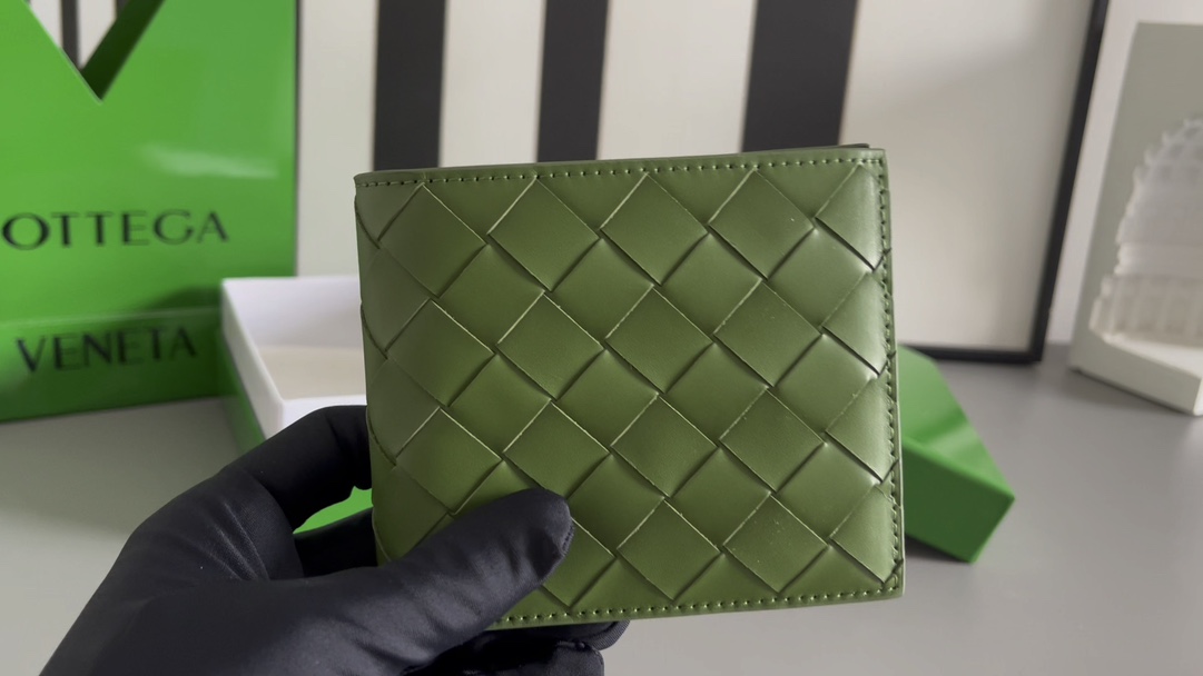 Bottega Veneta avocado