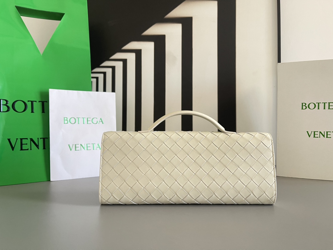Bottega Veneta #Bv Clutch 长款手拿包 741511 配有提手
