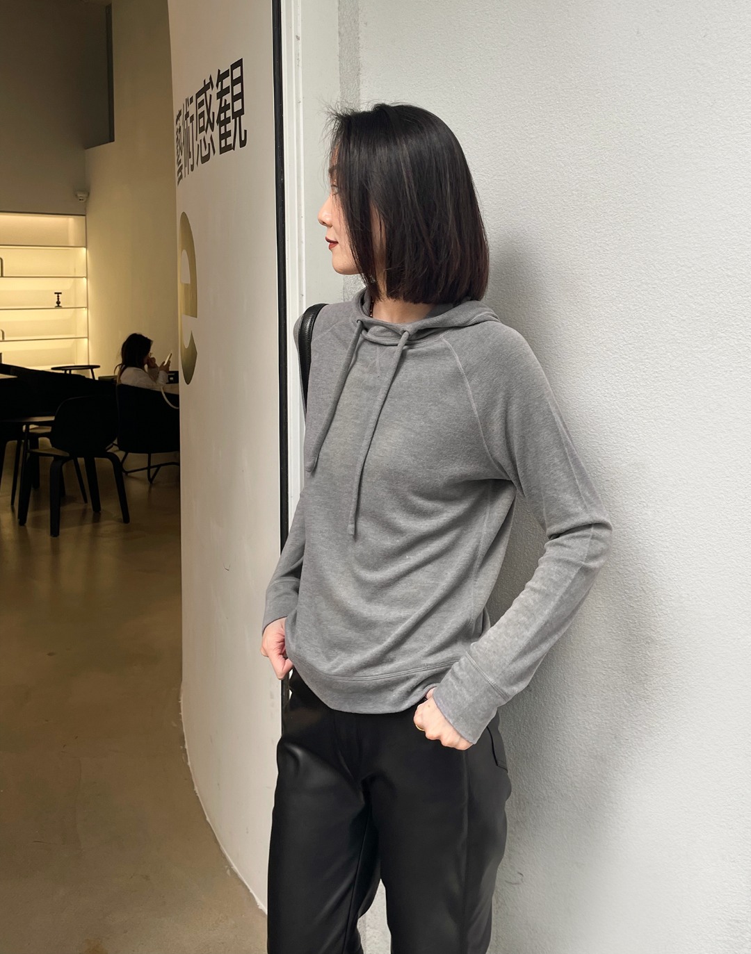 An irresistible warm top for autumn and winterAdd Australian wool for a  - Clothes 6