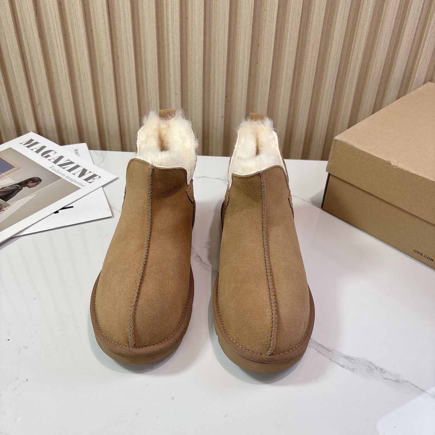 UGG~25vs秋冬爆款松糕雪地靴系列……一款不会撞衫的鞋子、简约的隔板设计➕上斑点的大底、鞋面真丝卷毛