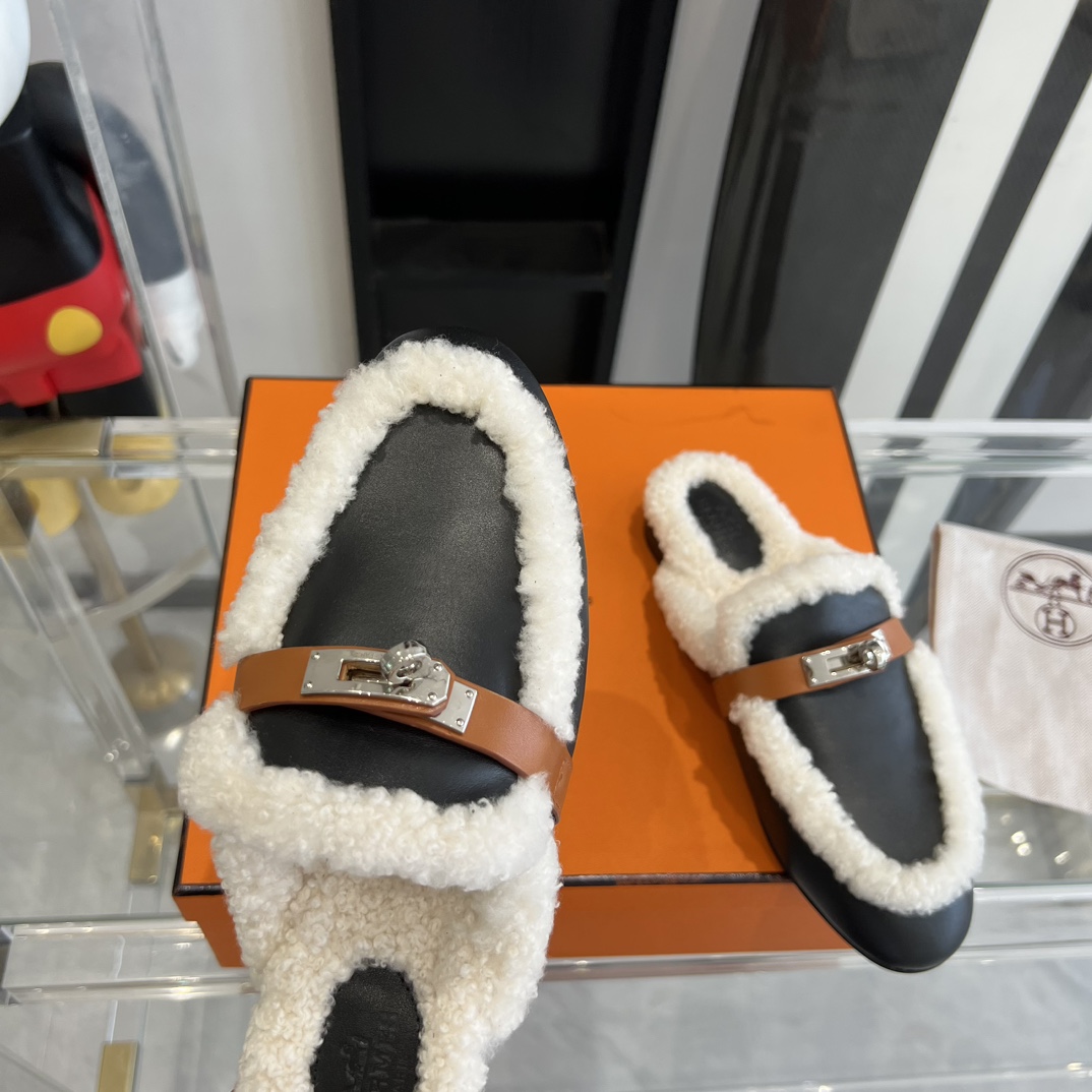 Hermès HERMES爱马仕23ss真皮底半拖