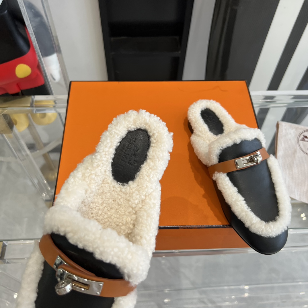 Hermès HERMES爱马仕23ss真皮底半拖