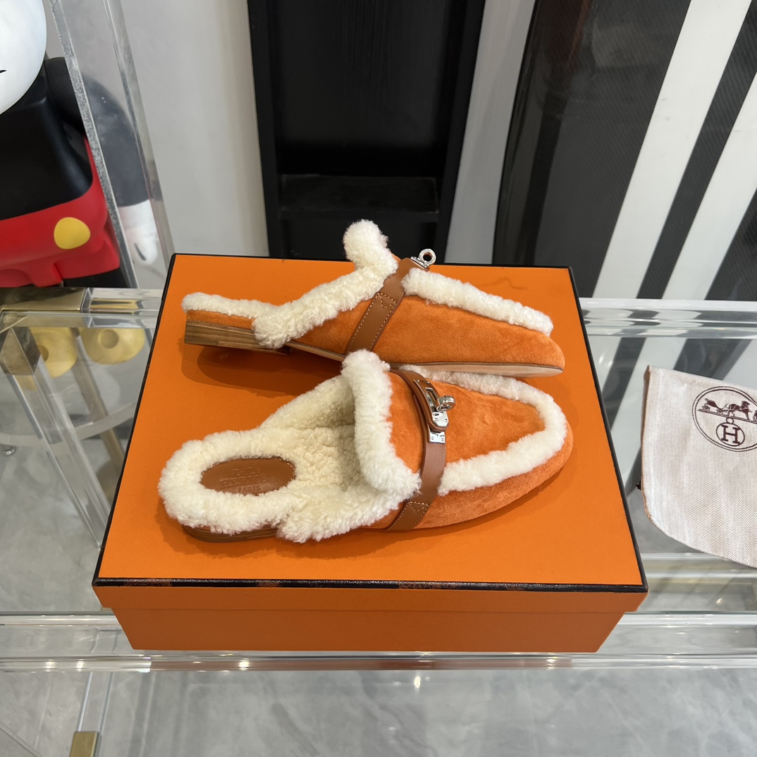 Hermès HERMES爱马仕23ss真皮底半拖