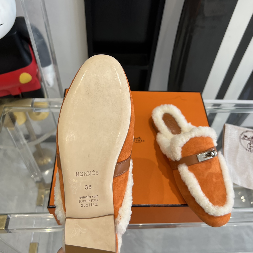 Hermès HERMES爱马仕23ss真皮底半拖