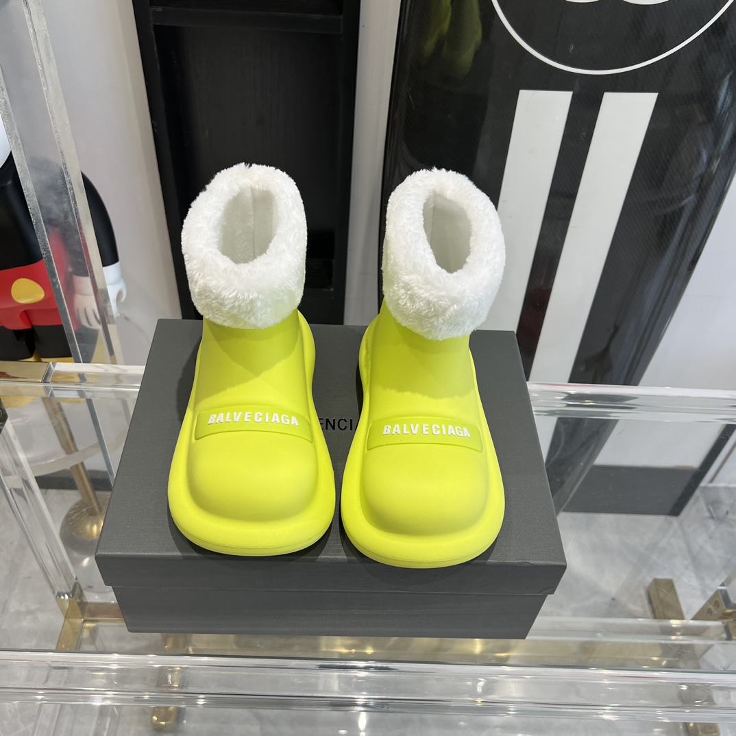 from China 2023
 Balenciaga Boots TPU Fall/Winter Collection