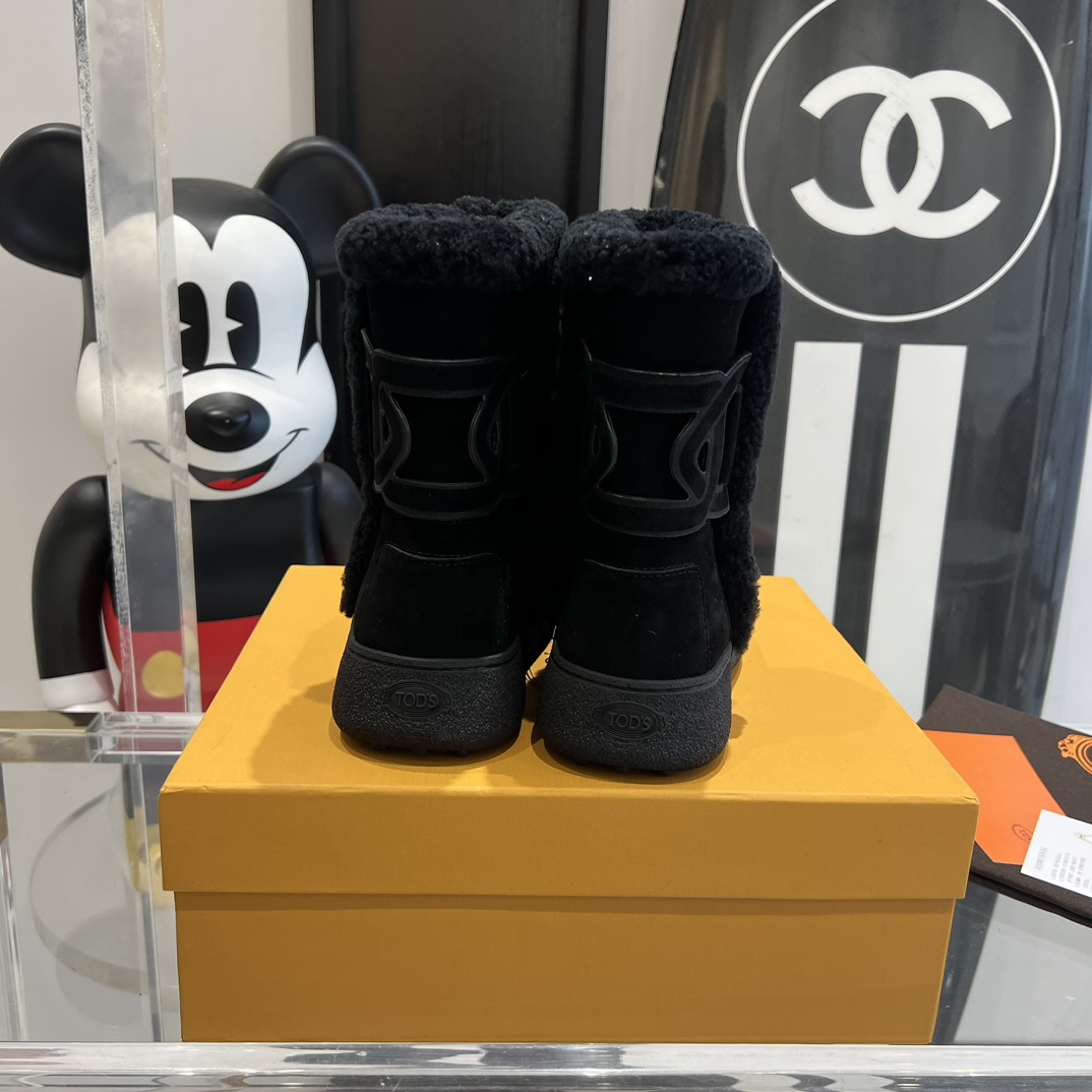 “2023 Tods Snow Boots: Water-Resistant, Easy-to-Wear, and Magic Wool” - 图片 5