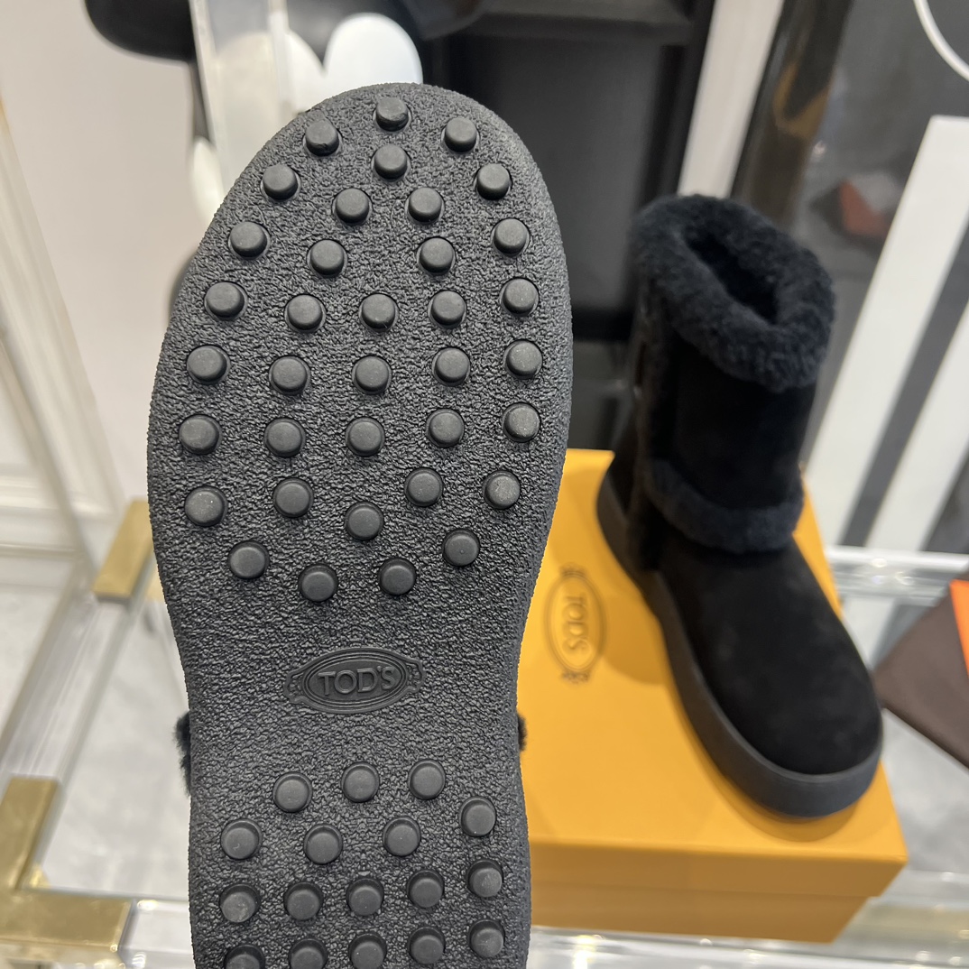 “2023 Tods Snow Boots: Water-Resistant, Easy-to-Wear, and Magic Wool” - 图片 9