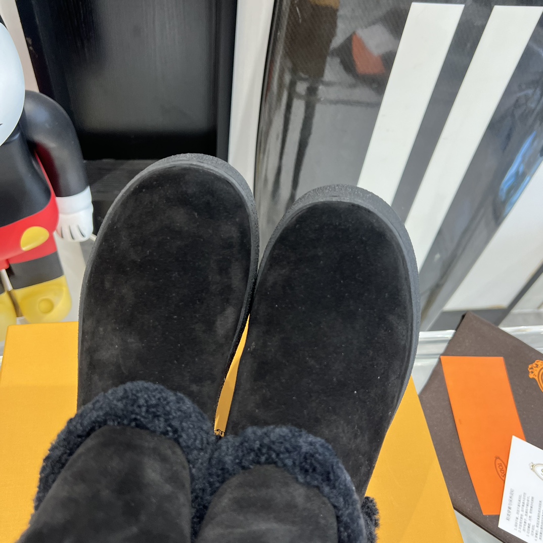 “2023 Tods Snow Boots: Water-Resistant, Easy-to-Wear, and Magic Wool” - 图片 4