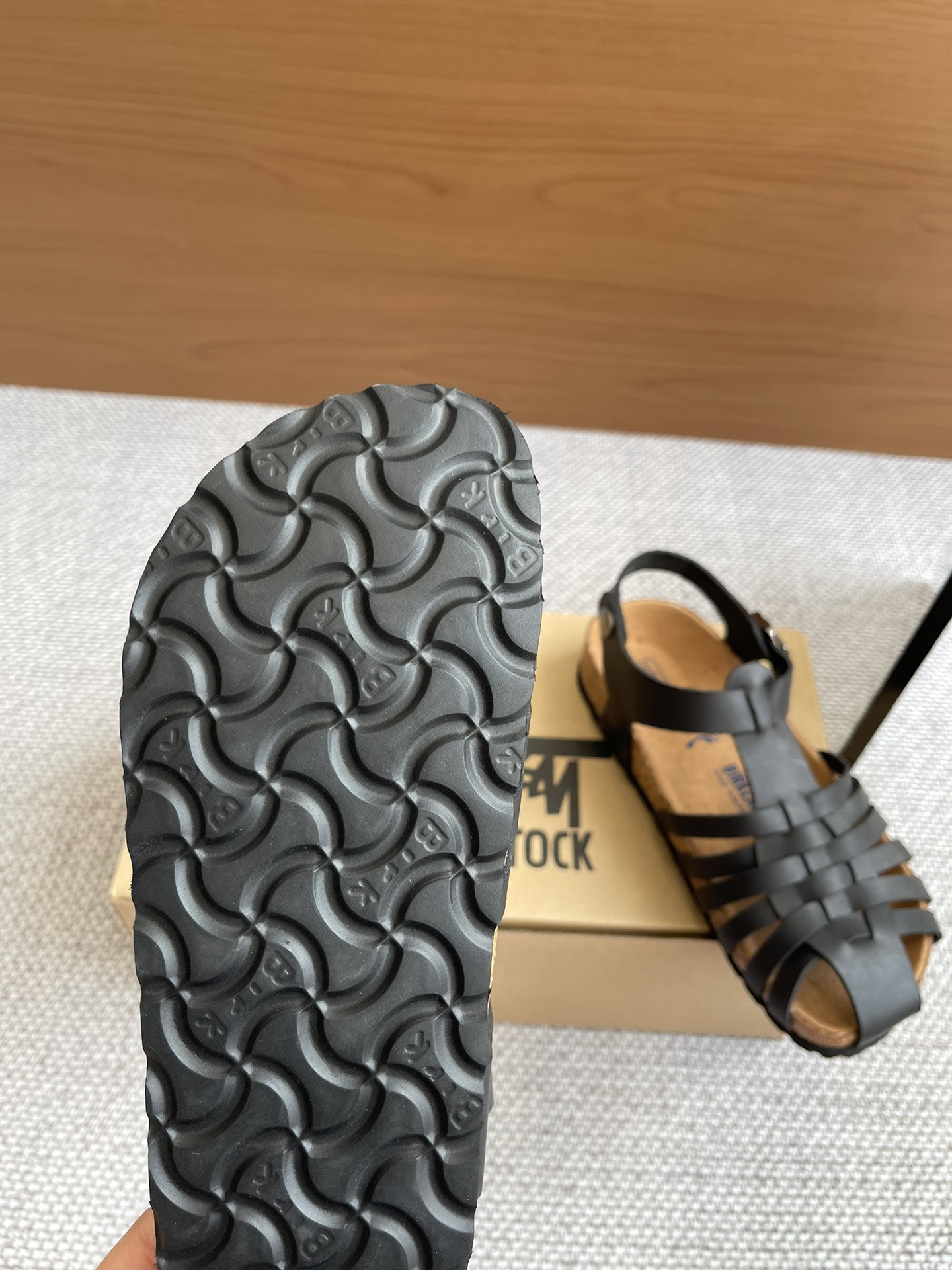 Birkenstock Roman Sandals: Ergonomic Design, Foot-shaped Feet, Cosmopolitan Style, Quality Materials. - 图片 5