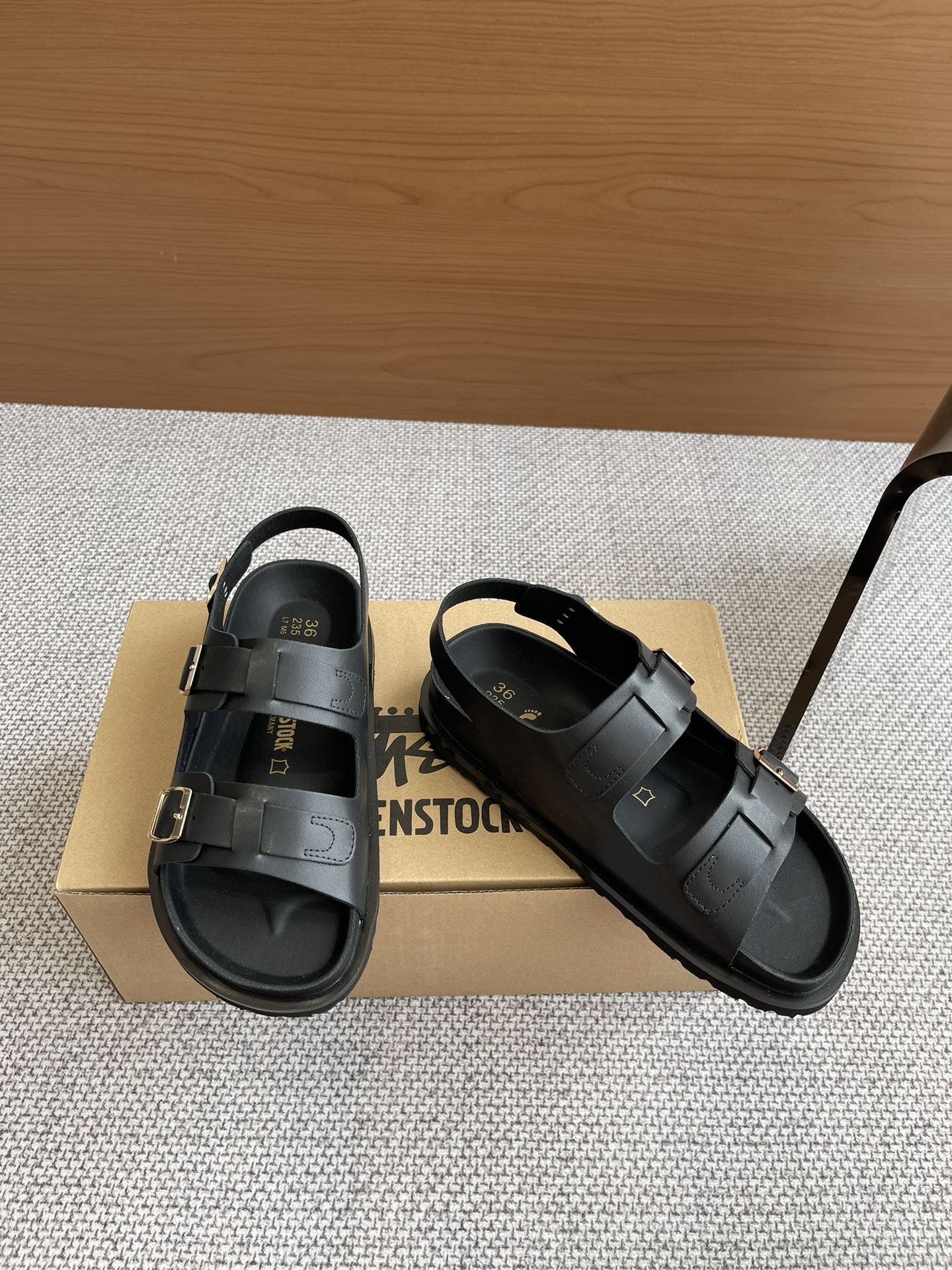“550 Pounds of Fresh Birkenstock 24ss Recreational Sandals Purchased After Long Wait” - 图片 2