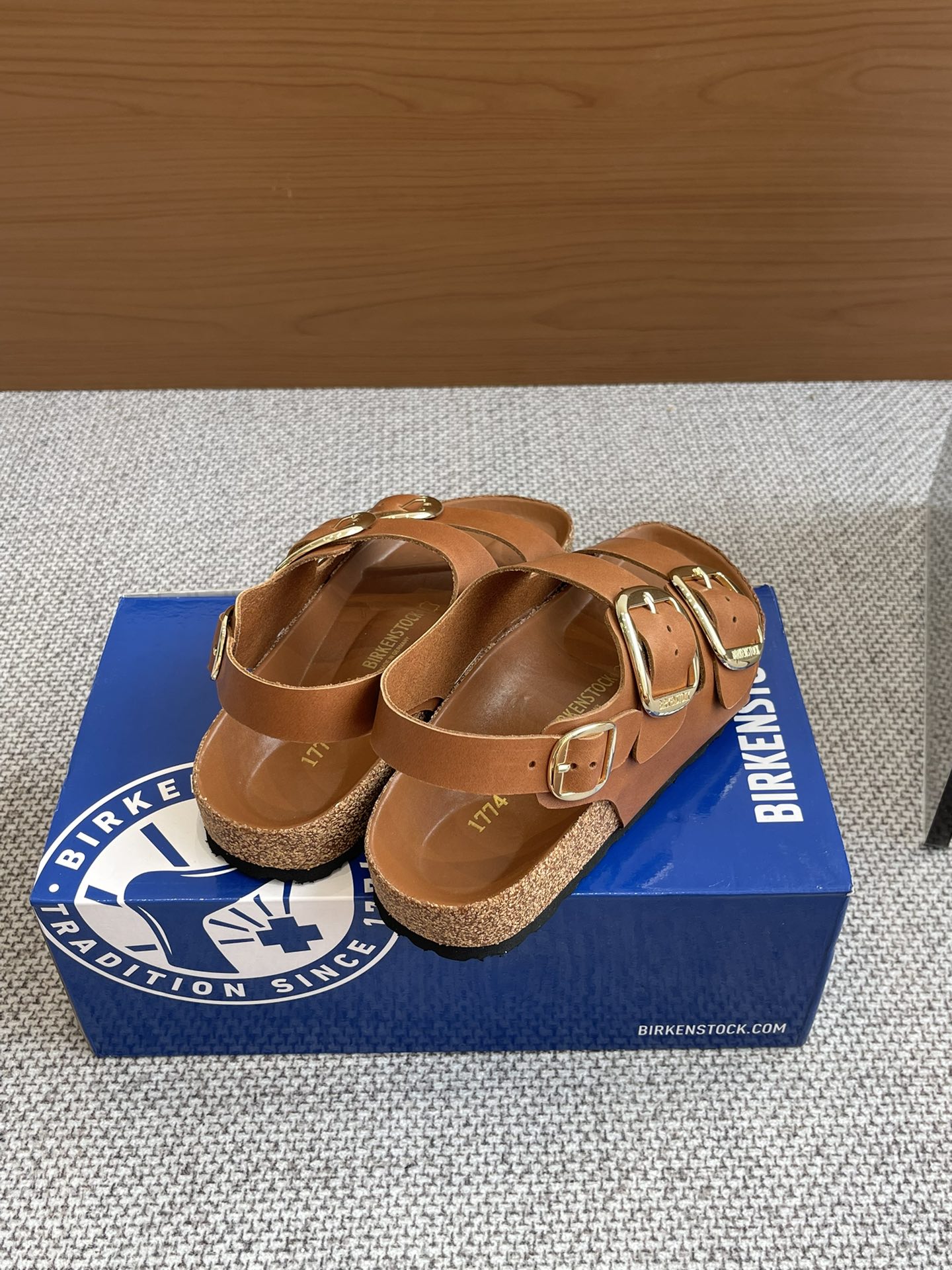 New Birkenstock 24s: 600 Pounds of Spring Sandals – Size 35-40 - 图片 7