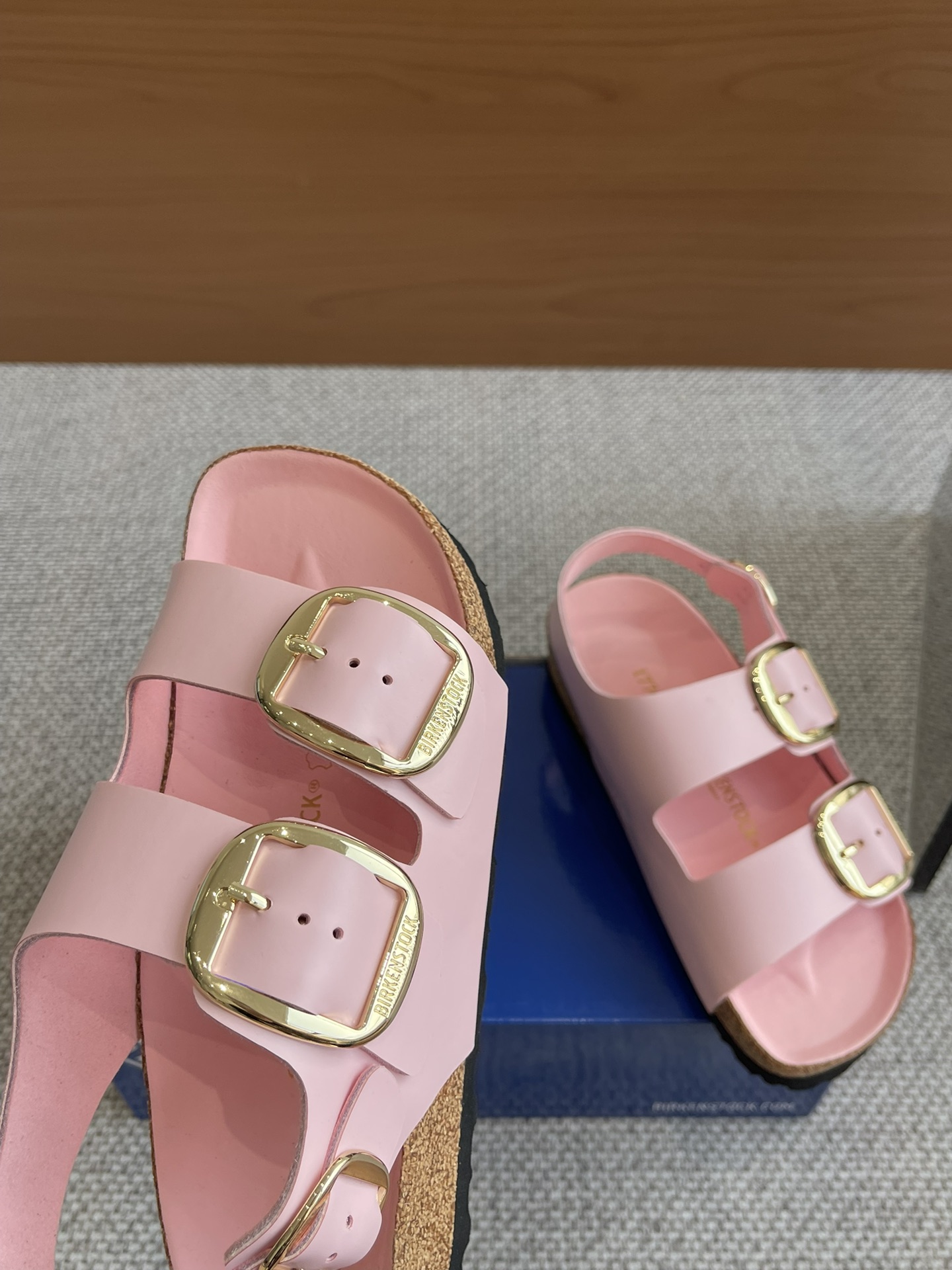 New Birkenstock 24s: 600 Pounds of Early Spring Sandals, Sizes 35-40 - 图片 5