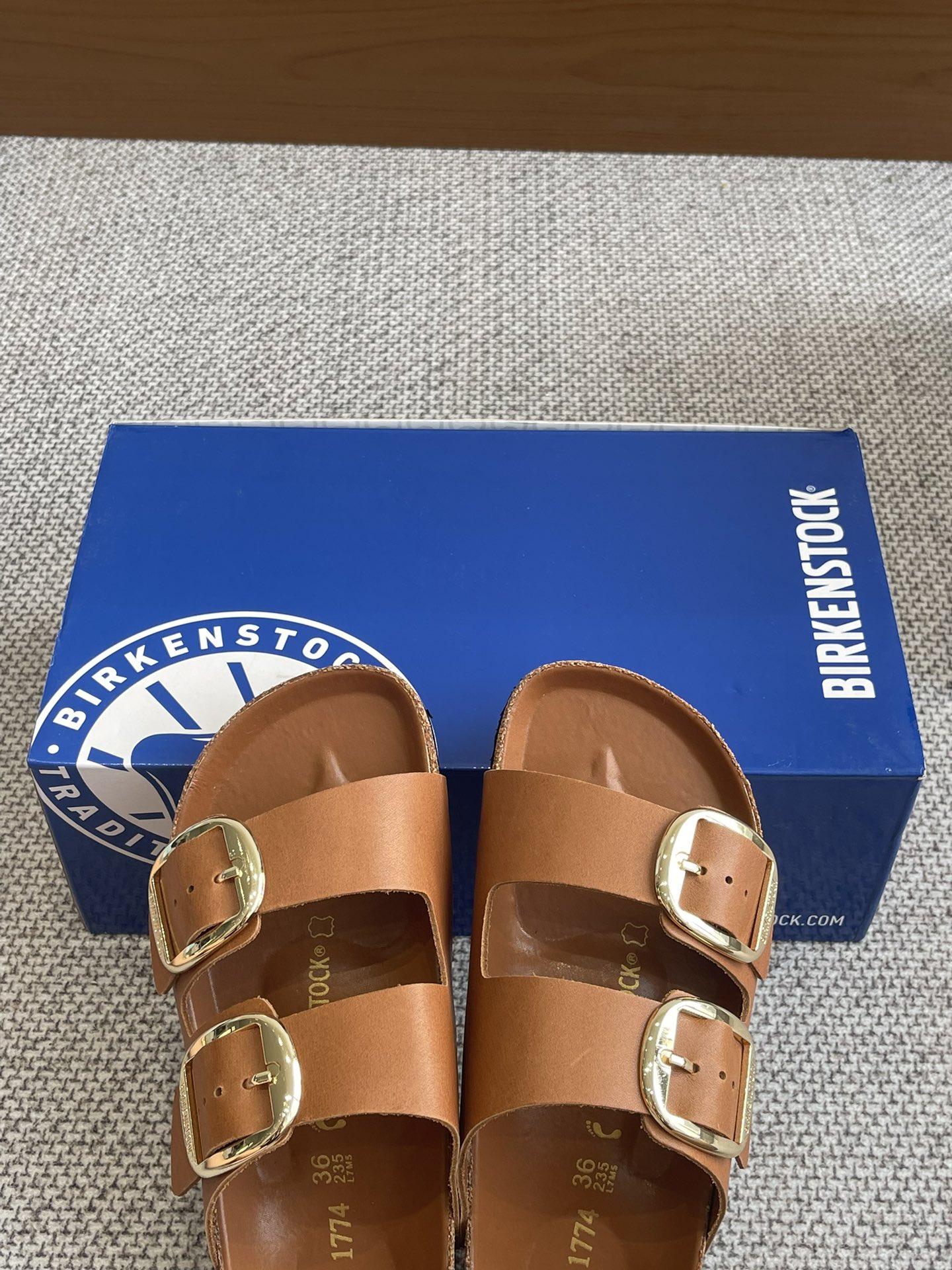 New Birkenstock 24s: 600 Pounds of Spring Sandals, 35-40 Sizes, Limited Edition - 图片 8