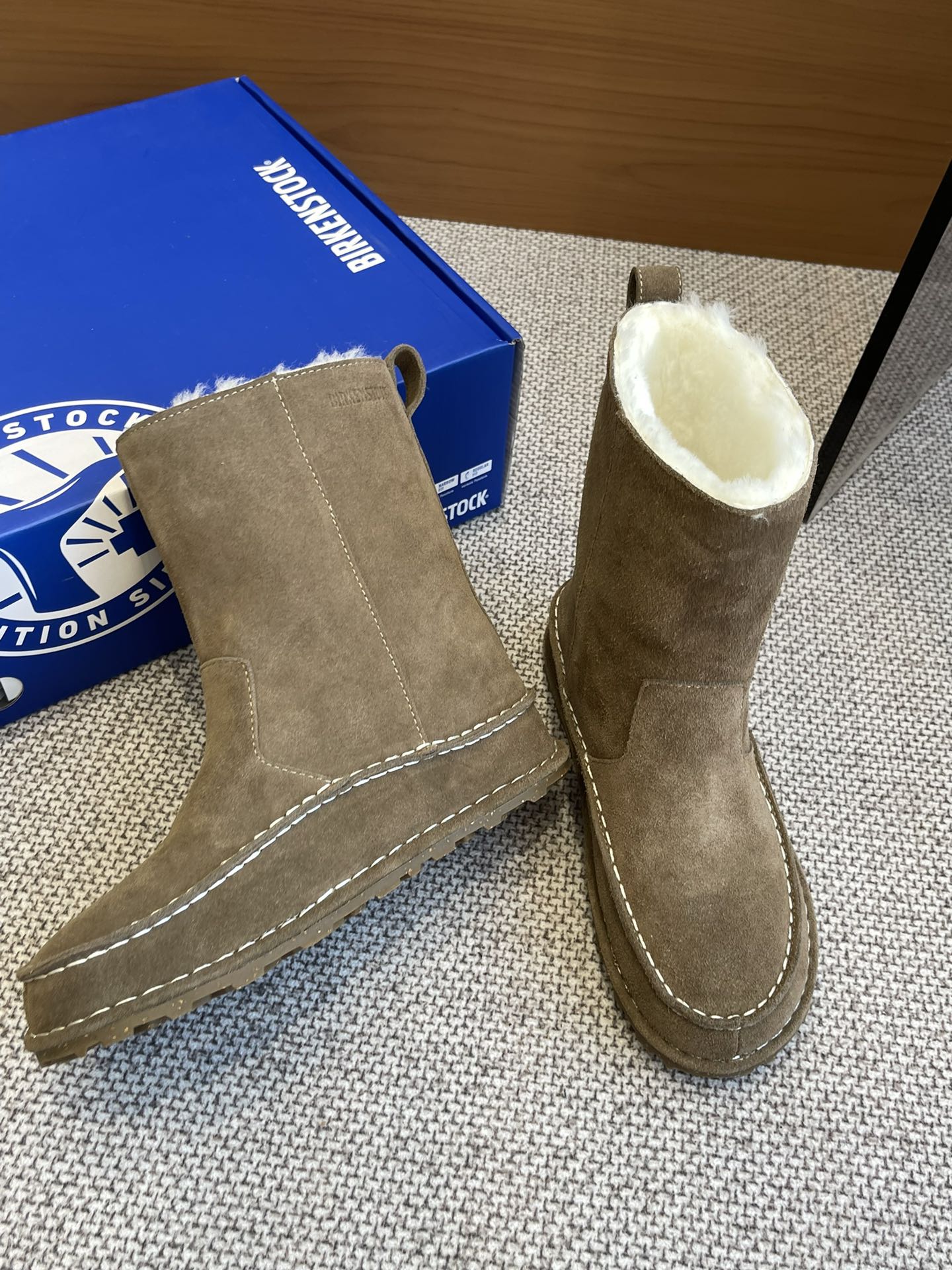 Winter Snow Boots Review: Birkenstock Bucken Lahti – Warm, Stylish, and Practical - 图片 3