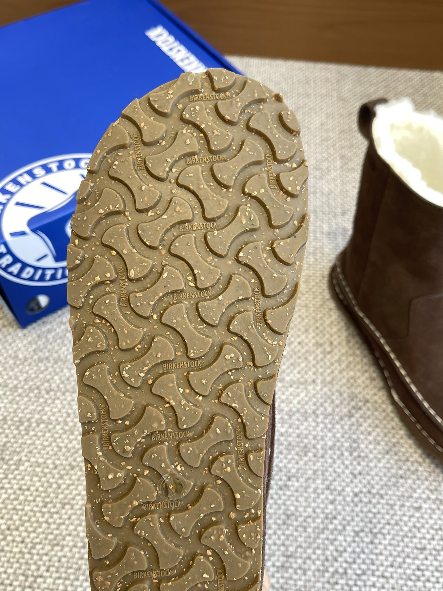 Winter Snow Boots Review: Birkenstock Bucken Lahti – Warm, Stylish, and Practical. - 图片 6
