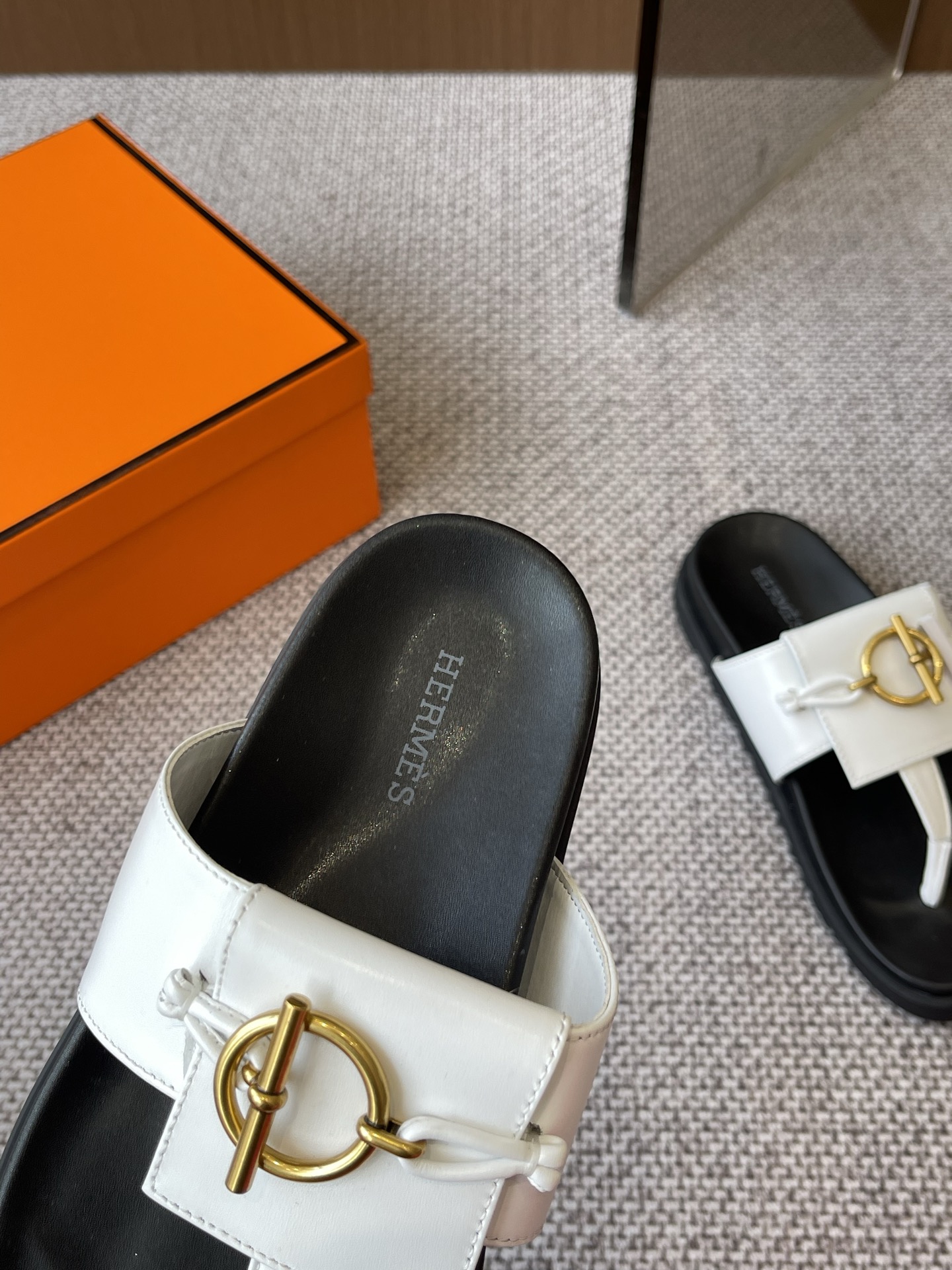 Hermès HERMES爱马仕 25ss新款 凉拖
