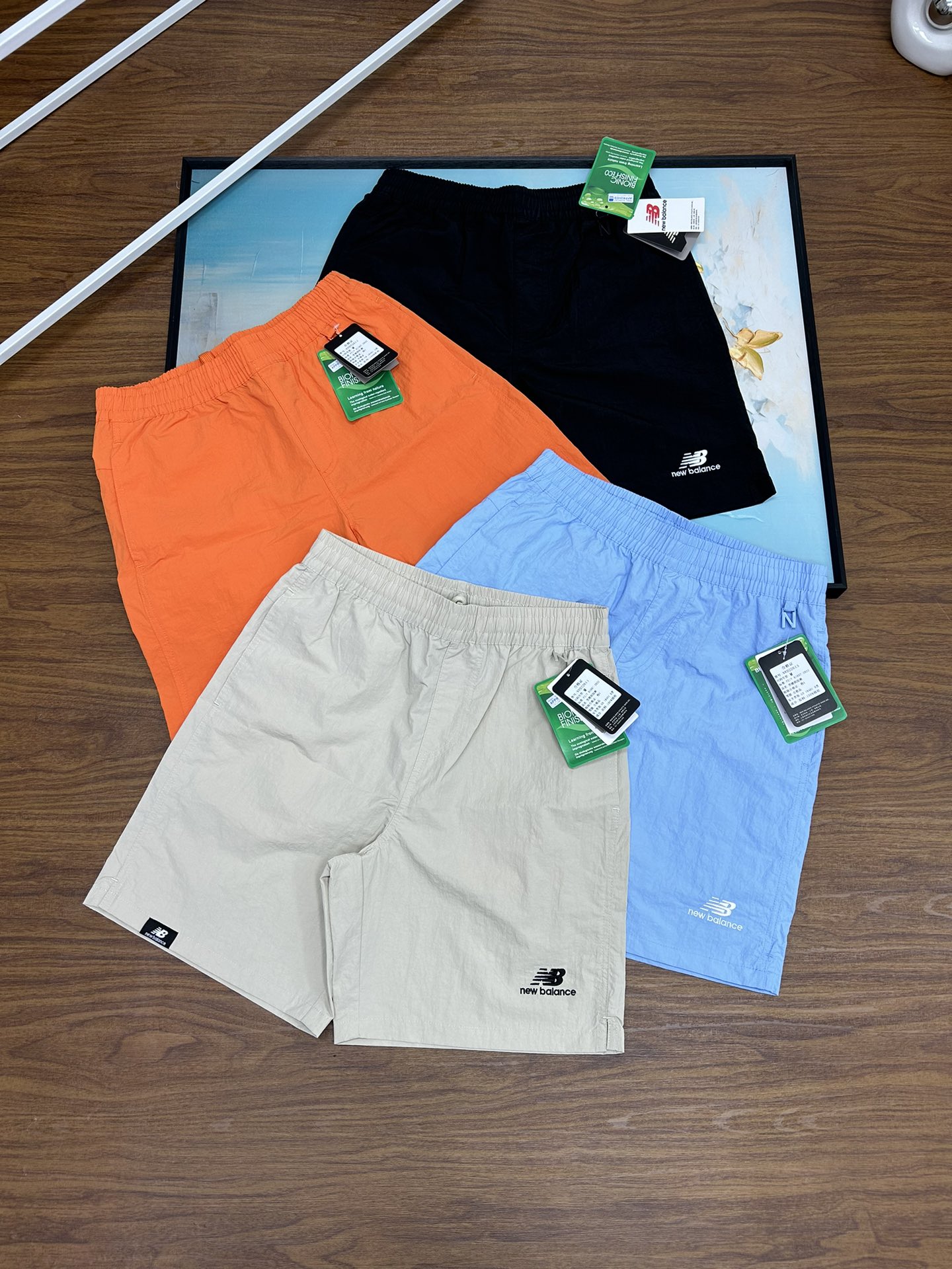 Summer 2024 New Colorful Shorts Collection for Men: Comfortable, Stylish, and Lightweight - 图片 3
