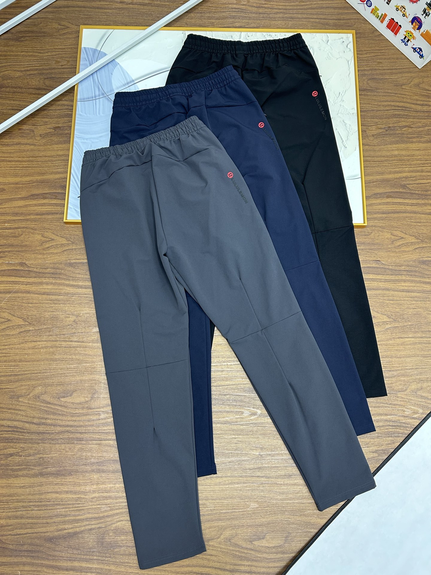 Lulu Men's Bottoms Lululemon ® athletica — photo 2