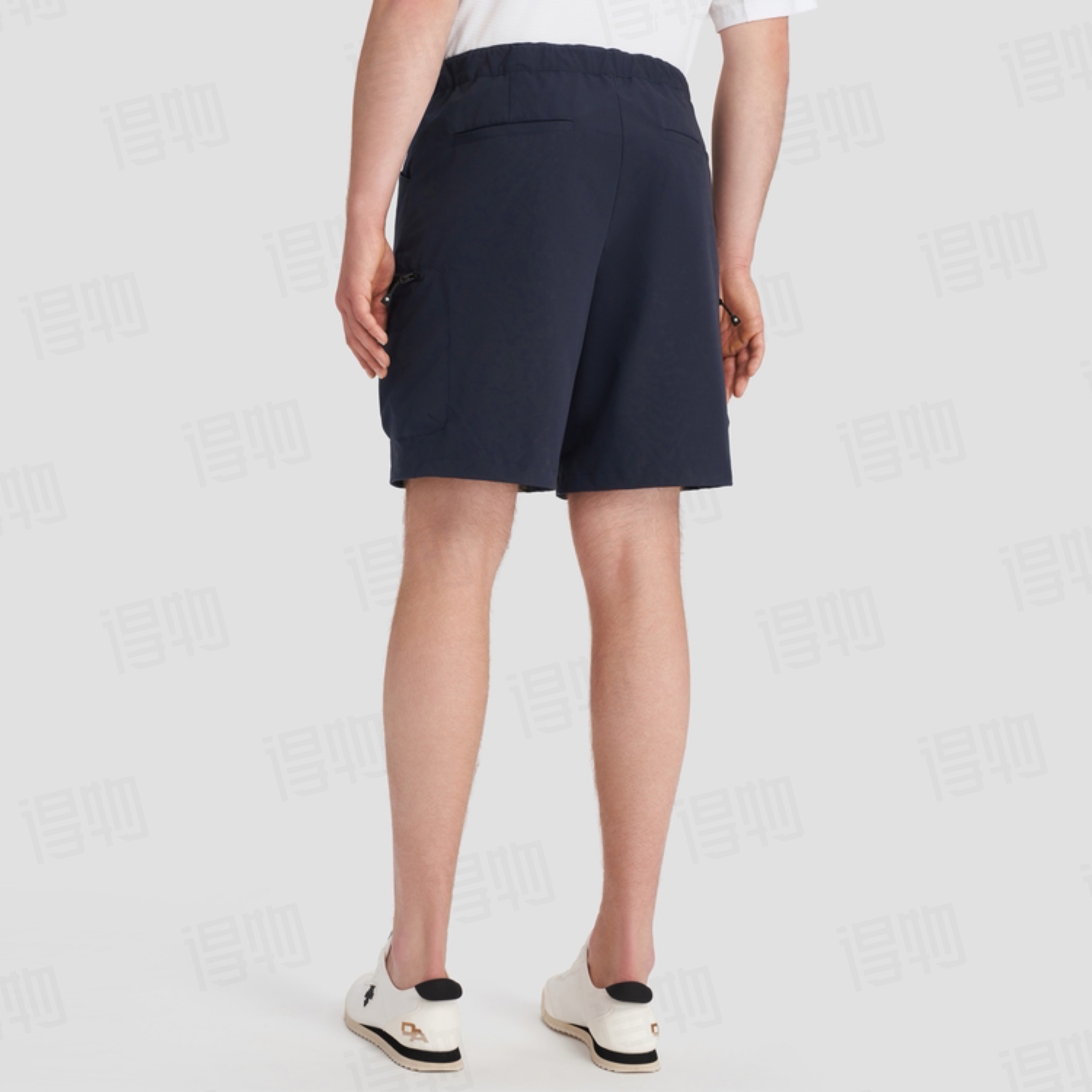 Alternative view of Shorts 05692