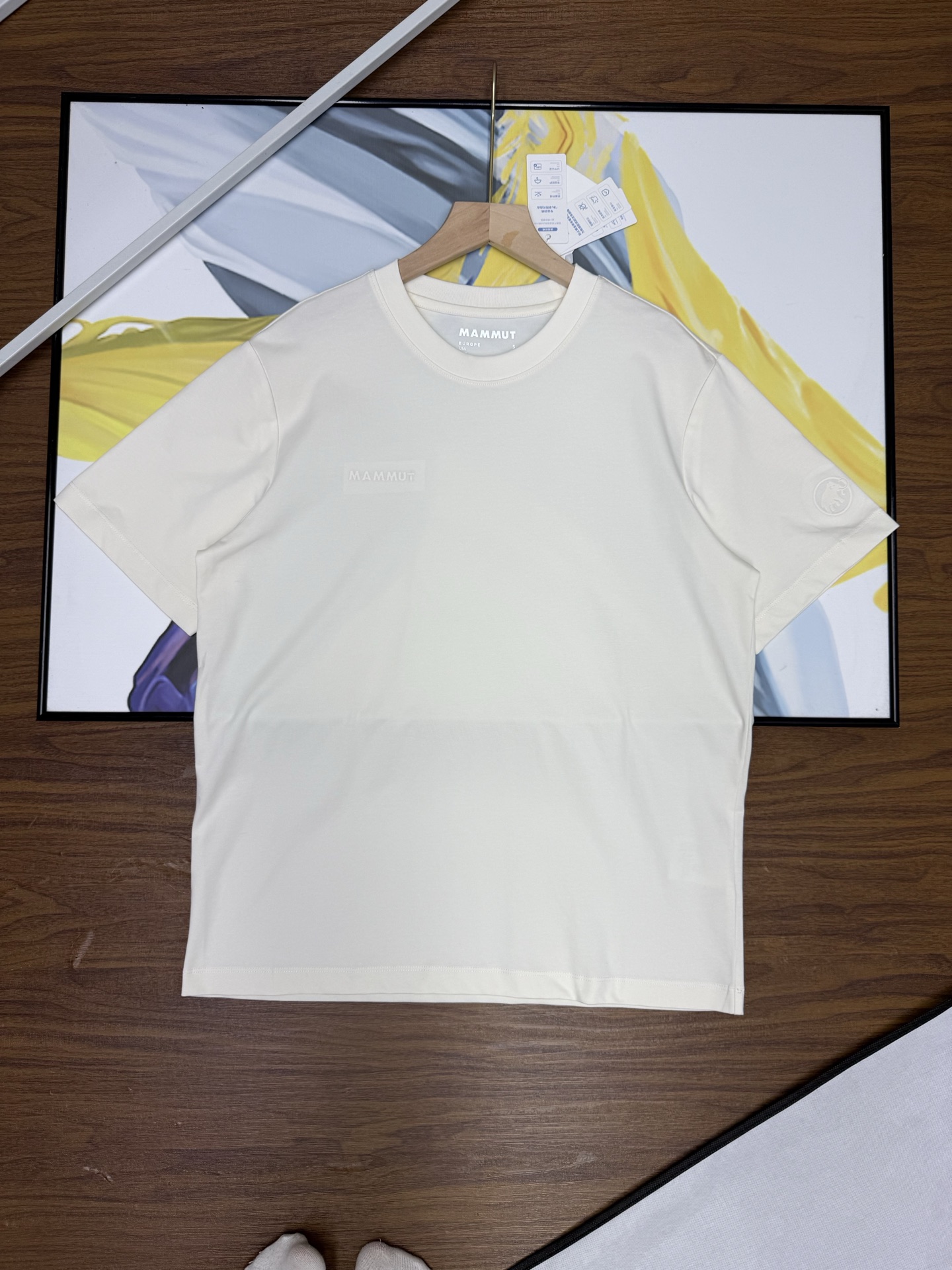 Alternative view of T-Shirt 08419
