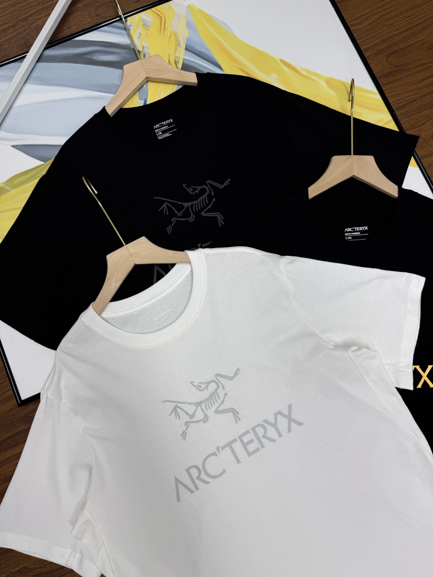 Alternative view of T-Shirt 05719