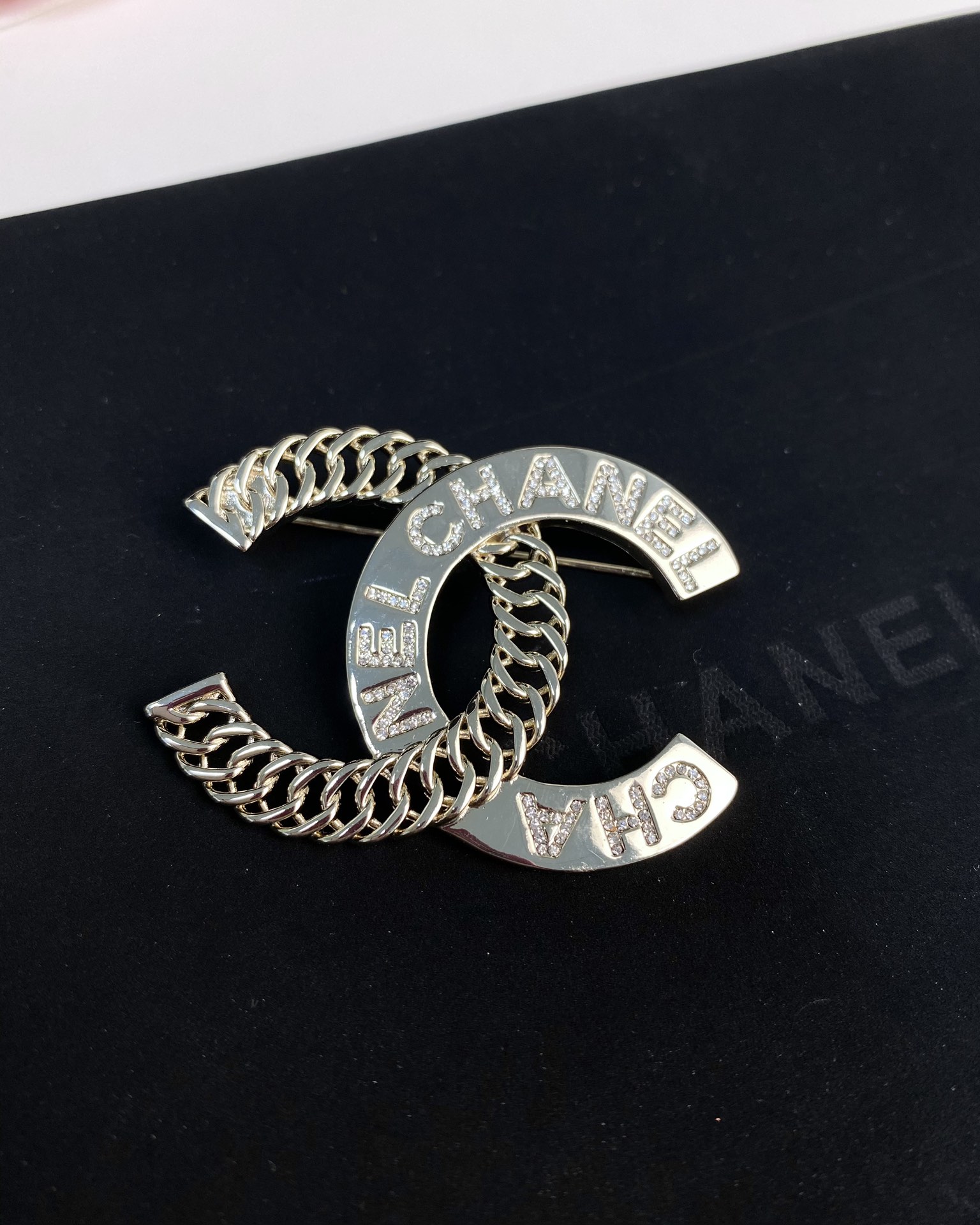 Chanel High
 Jewelry Brooch Top Perfect Fake
 Engraving