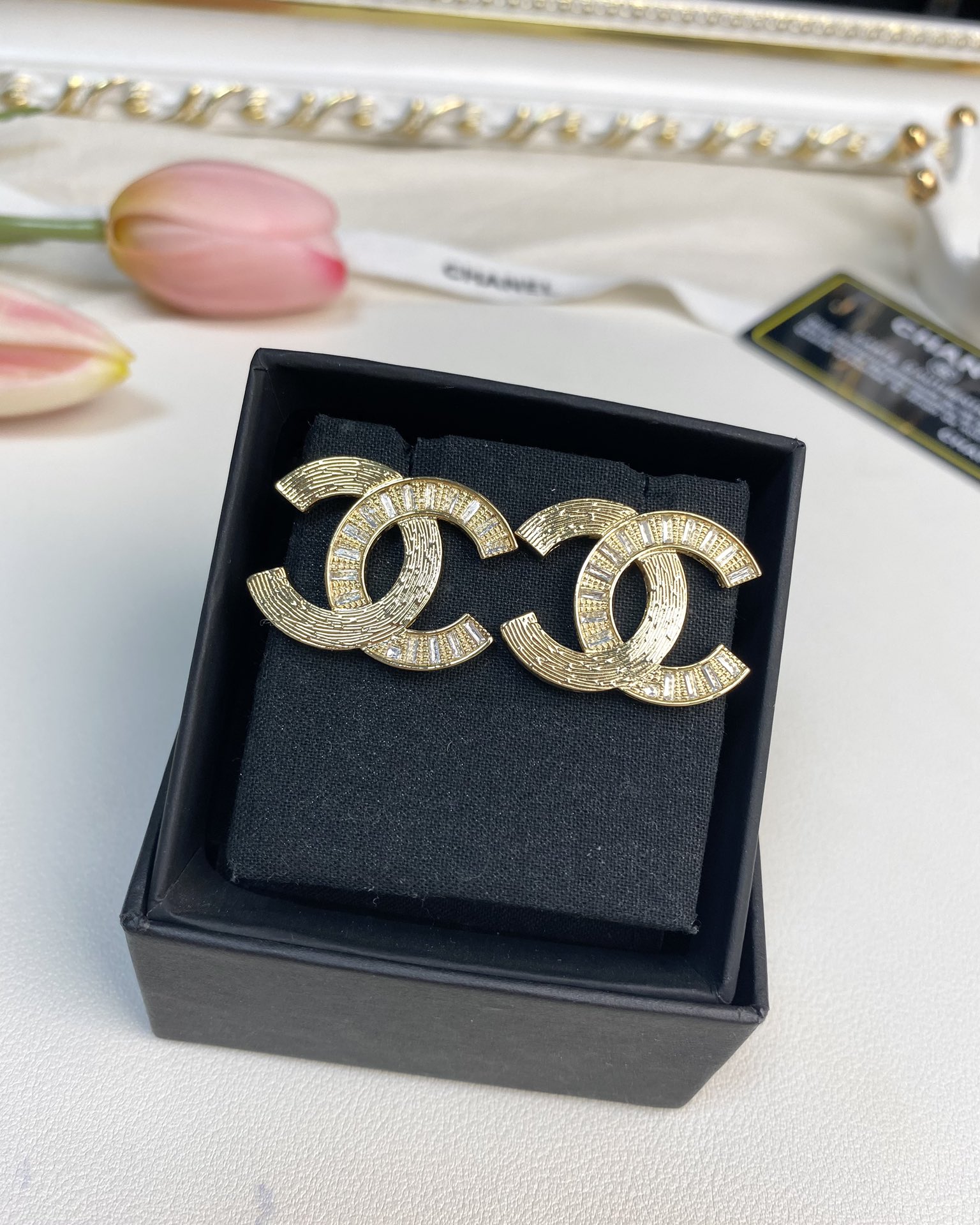 NO:101474,Xiaoxiang new style square diamond brass double C stud earrings, Chanel stud earrings, chanel19860909小香新款 方钻 黄铜双C耳钉,香奈儿耳钉,chanel,Jewelry