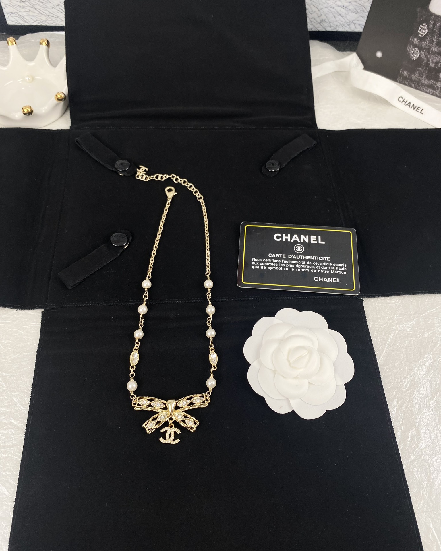 Chanel luxury necklace 6