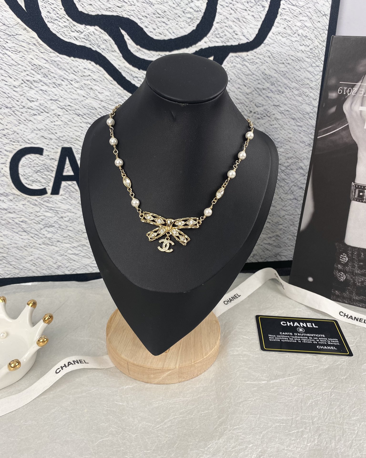 Chanel luxury necklace 9