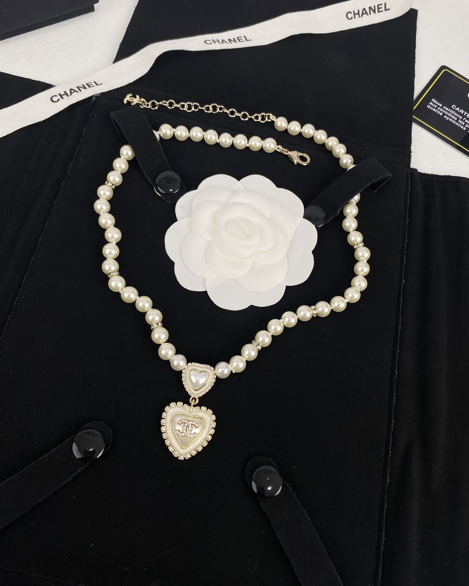 NO:360174,Xiaoxiang Micro-Screen Diamond Inlay Double Love Pendant Pearl Necklace, Chanel Necklace19860909小香微闪镶钻双爱心吊坠珍珠项链,香奈儿项链,chanel,necklace,Jewelry