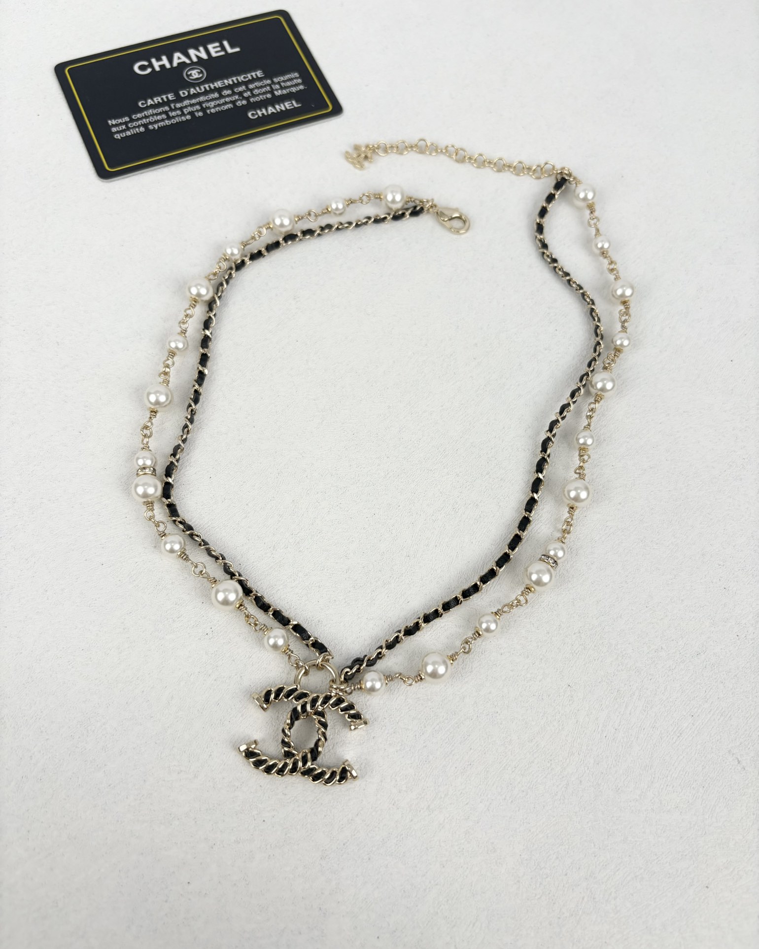 NO:102272,Xiaoxiang new style, Jane-finished leather pearl, double-layer necklace, Chanel necklace, chanel, necklace19860909小香新款 珍纽纹穿皮珍珠 双层项链,香奈儿项链,chanel,necklace,Jewelry