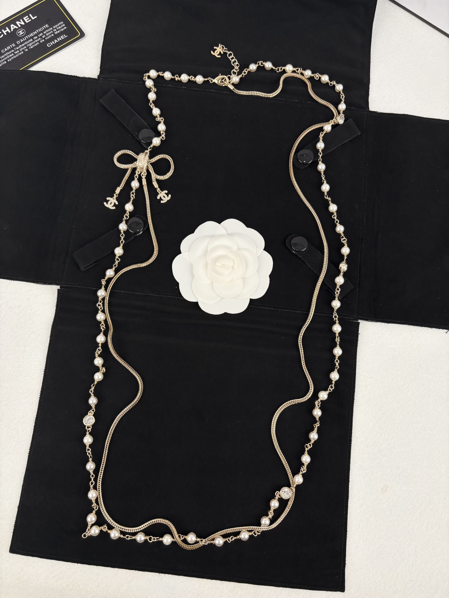 NO:102515,CH24K new light gold bow double-layer full-diamond C pendant pearl sweater chain, Chanel necklace, chanel, sweaters, necklace19860909CH24K新款淡金色蝴蝶结双层满钻C吊坠珍珠毛衣链,香奈儿项链,chanel,sweaters,necklace,Jewelry